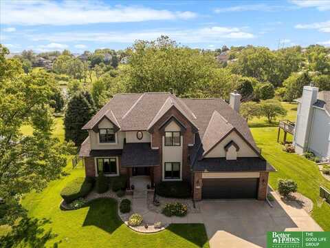 802 N Fillmore Street, Papillion, NE 68046