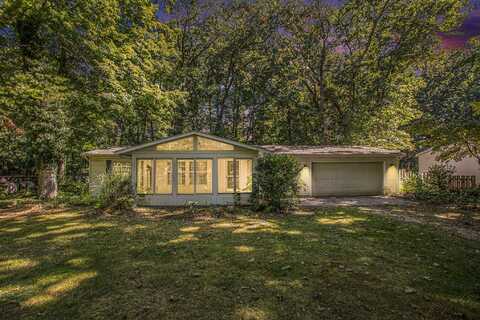 1527 Fern Street, Allegan, MI 49010
