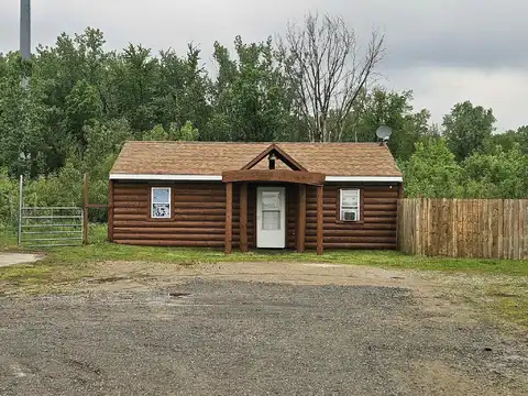 5463 U.S. Highway 12, Three Oaks, MI 49128