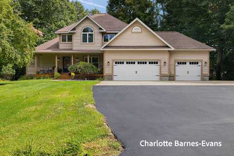 5288 N Scenic Drive, Whitehall, MI 49461