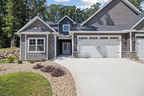 1136 Lochaven Circle, Hillsdale, MI 49242