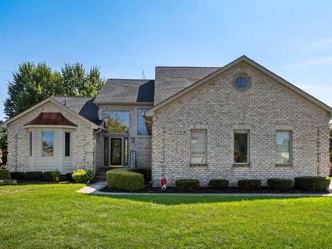 52742 S Weathervane Drive, Chesterfield, MI 48047