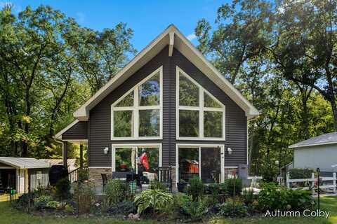 5980 Division Street, Newaygo, MI 49337