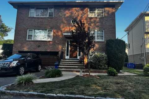 512 Lloyd St, Ridgefield Boro, NJ 07657