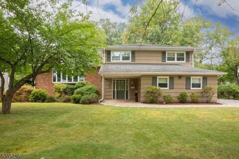 37 Dalewood Rd, West Caldwell, NJ 07006