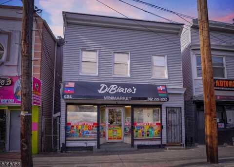 621 Grove St, Irvington, NJ 07111