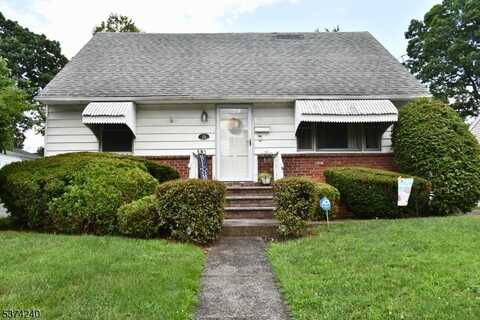 19 Florence Pl, Elmwood Park, NJ 07407