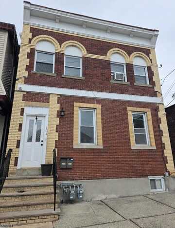 104 Lincoln Pl, Garfield, NJ 07026