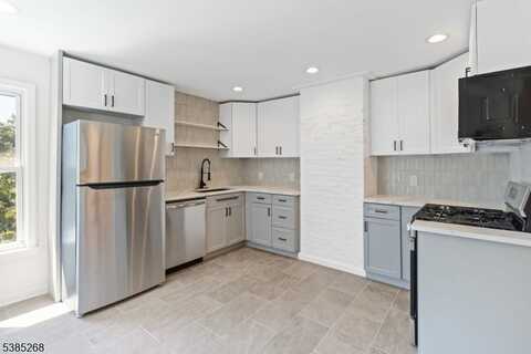 113 Maple Ave, Morristown, NJ 07960