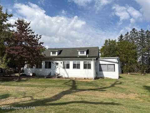 24 Firehouse Road, Dallas, PA 18612