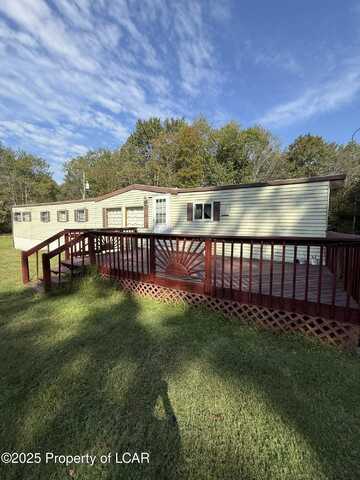 84 Veterans Road, Freeland, PA 18224