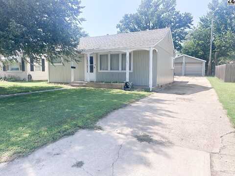 315 Lawrence St, Pratt, KS 67124