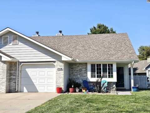 1308 Wood Bridge Ct, Hutchinson, KS 67502