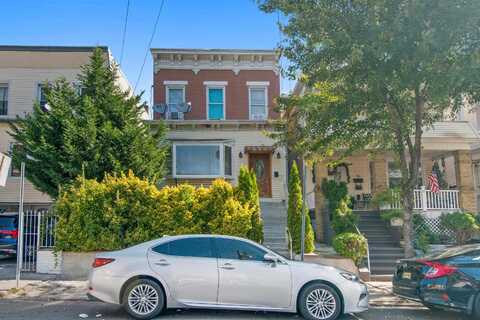 78 LINDEN AVE, Greenville, NJ 07305