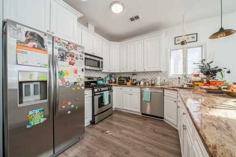 62 HUTTON ST, JC, Heights, NJ 07307