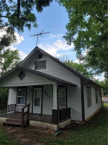321 Main Street, Lane, KS 66042