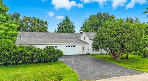 2522 Putnam St NE, Iowa City, IA 52240