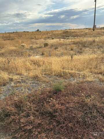 125 Parker Gultch Road, Shoshone, ID 83352