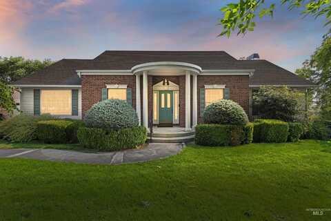 5176 Caleb Ct, Fruitland, ID 83619