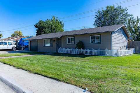 712 Harmon, Middleton, ID 83644