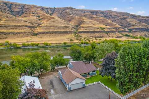 13353 Snake River Road, Asotin, WA 99402