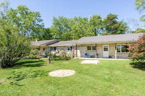 496 Taylor Rd, Crossville, TN 38572
