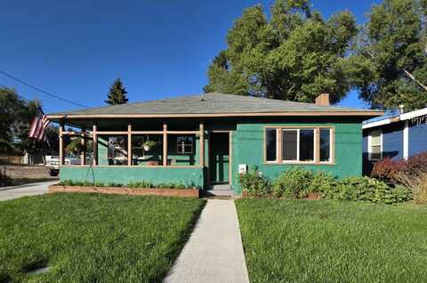 2441 Orchard Way, Klamath Falls, OR 97601