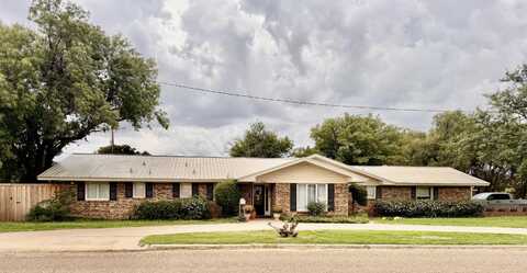 712 W 10th Street, Idalou, TX 79329