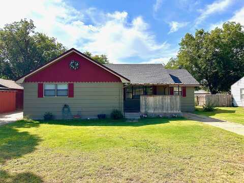 210 E 13th Street, Littlefield, TX 79339