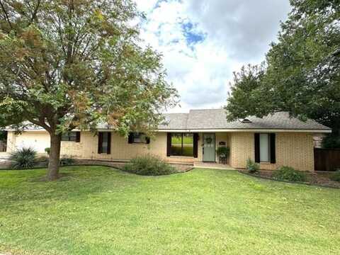 1412 Ebeling Drive, Plainview, TX 79072