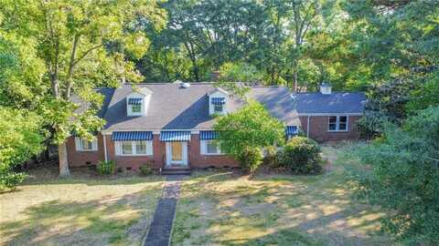 715 N 10TH STREET, OPELIKA, AL 36801