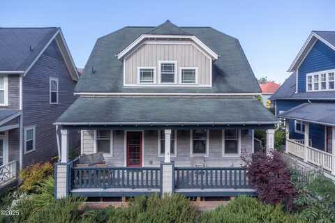 2591 SW Barnacle Avenue, Lincoln City, OR 97367