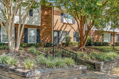 6976 COUNTRY, Germantown, TN 38138