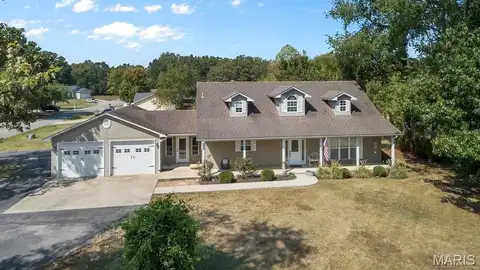 3301 Maple Hill Lane, Poplar Bluff, MO 63901