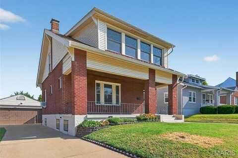7469 Hoover Avenue, Saint Louis, MO 63117