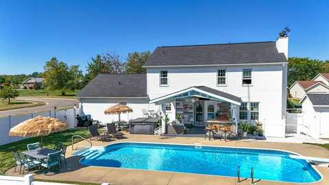 2401 Whitney Ave, Ontario, OH 44906