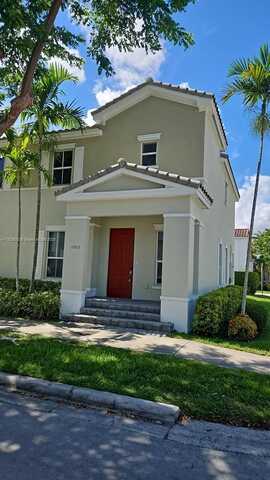 17065 SW 93rd St, Miami, FL 33196