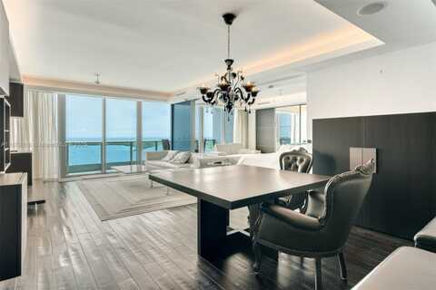 1331 Brickell Bay Dr, Miami, FL 33131