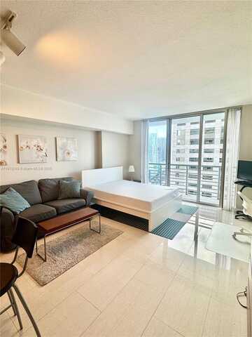 335 S Biscayne Blvd, Miami, FL 33131