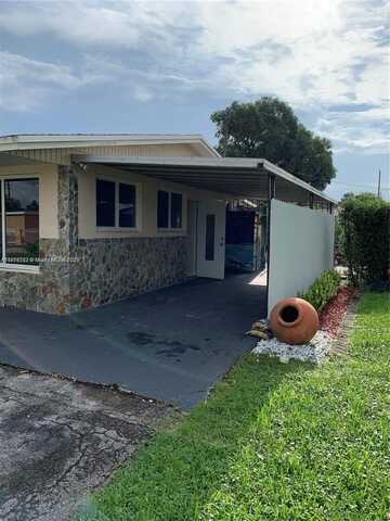 4800 NW 179th St, Miami Gardens, FL 33055