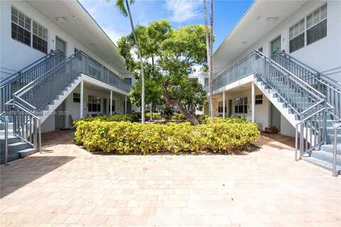 330 84th St, Miami Beach, FL 33141