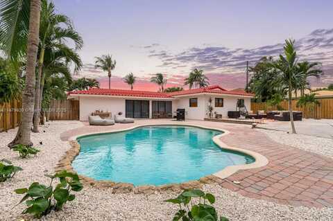 5250 NE 15th Ave, Fort Lauderdale, FL 33334