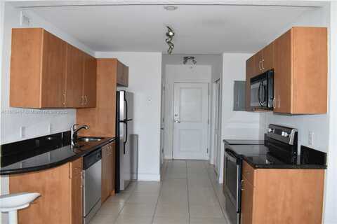 401 N 69th St, Miami Beach, FL 33141