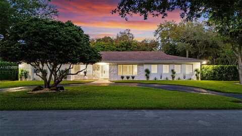 12205 SW 69th Pl, Pinecrest, FL 33156