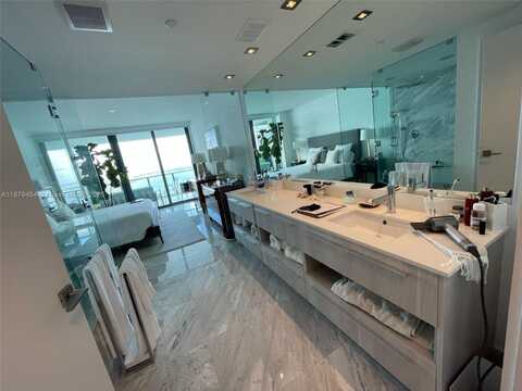 3131 NE 7th Ave, Miami, FL 33137