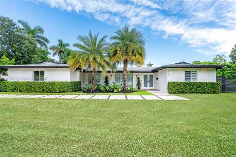 8605 SW 162nd St, Palmetto Bay, FL 33157