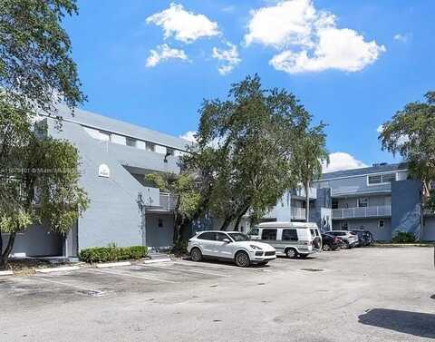 9367 Fontainebleau Blvd, Miami, FL 33172