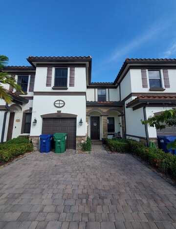 18421 NW 89th Ct, Hialeah, FL 33018