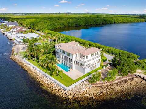 650 Lugo Ave, Coral Gables, FL 33156