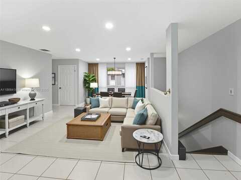 5755 NW 109th Ave, Doral, FL 33178